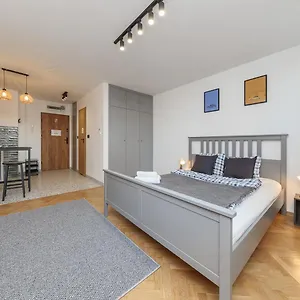 Metro Onz Apartment/warsaw Warszawa
